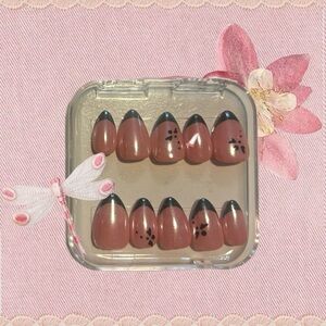 Stylish Pink and Black Press-On Nails